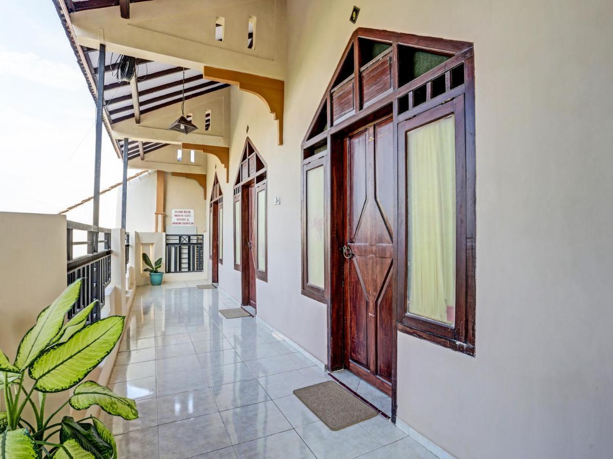 Oyo 91261 Cita Suraya Homestay Banyuwangi (East Java) Exterior foto