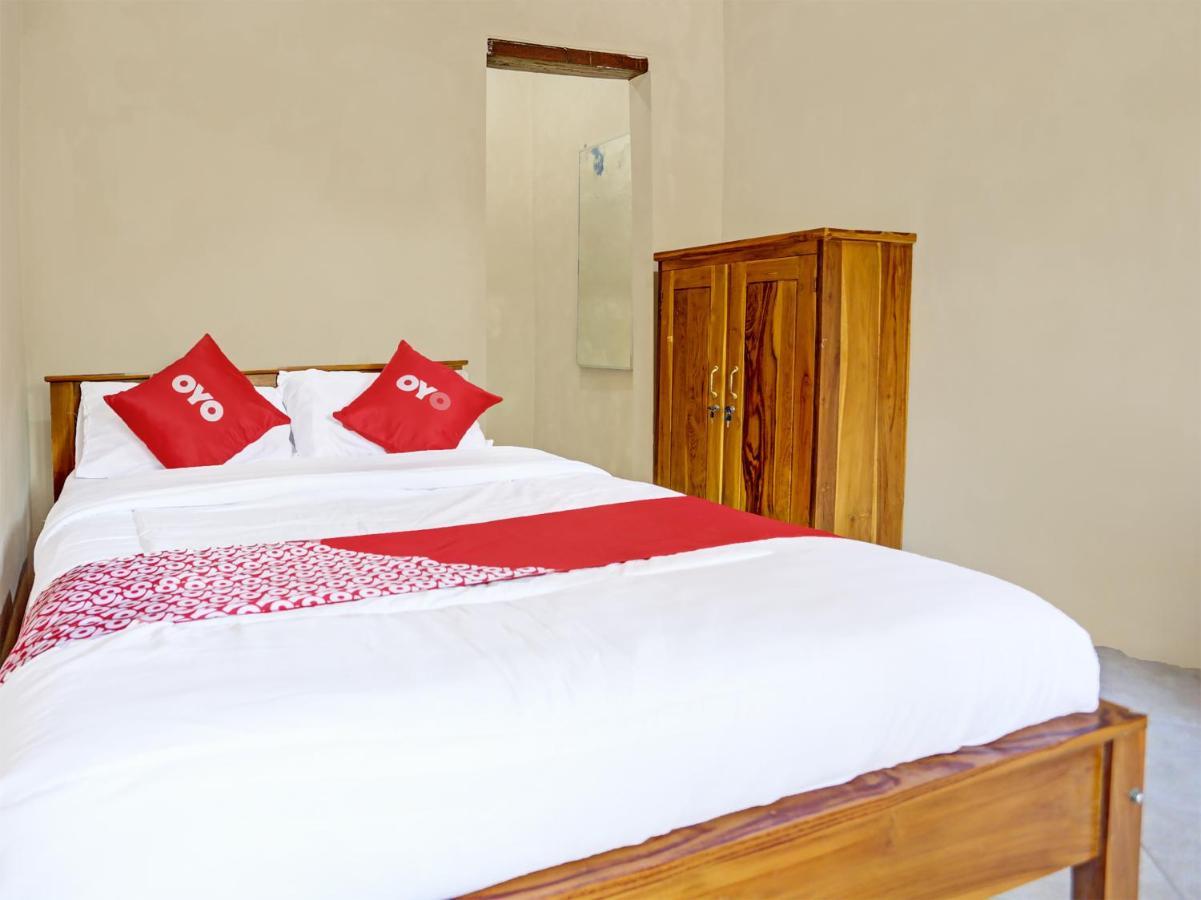 Oyo 91261 Cita Suraya Homestay Banyuwangi (East Java) Exterior foto