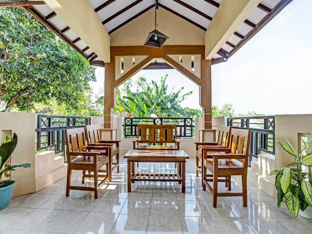 Oyo 91261 Cita Suraya Homestay Banyuwangi (East Java) Exterior foto