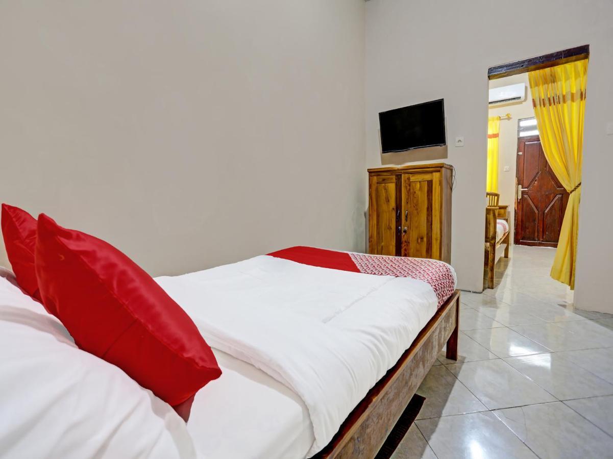 Oyo 91261 Cita Suraya Homestay Banyuwangi (East Java) Exterior foto