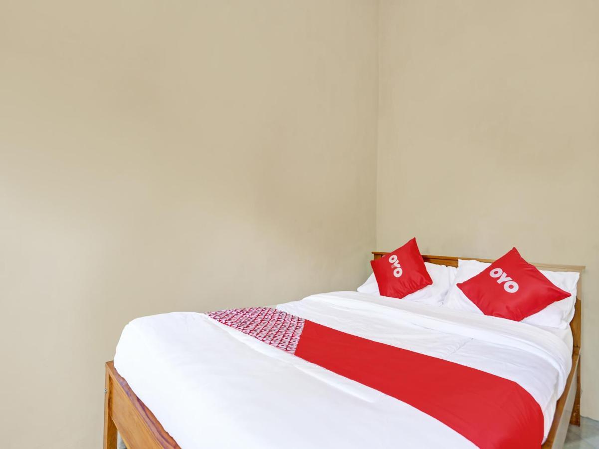 Oyo 91261 Cita Suraya Homestay Banyuwangi (East Java) Exterior foto